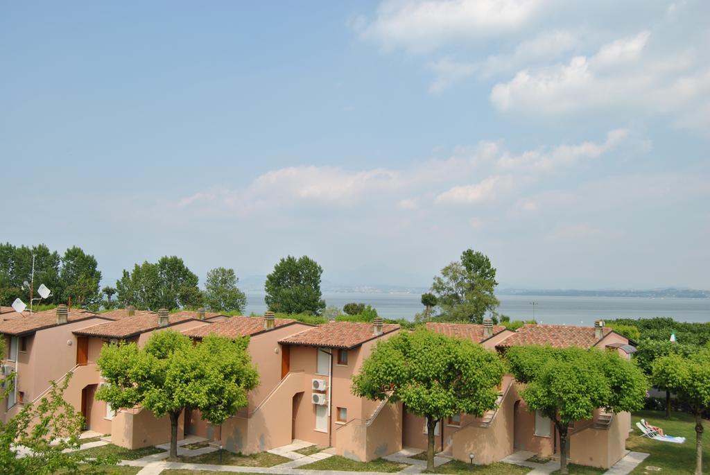 Residence Villaggio Tiglio Sirmione Esterno foto