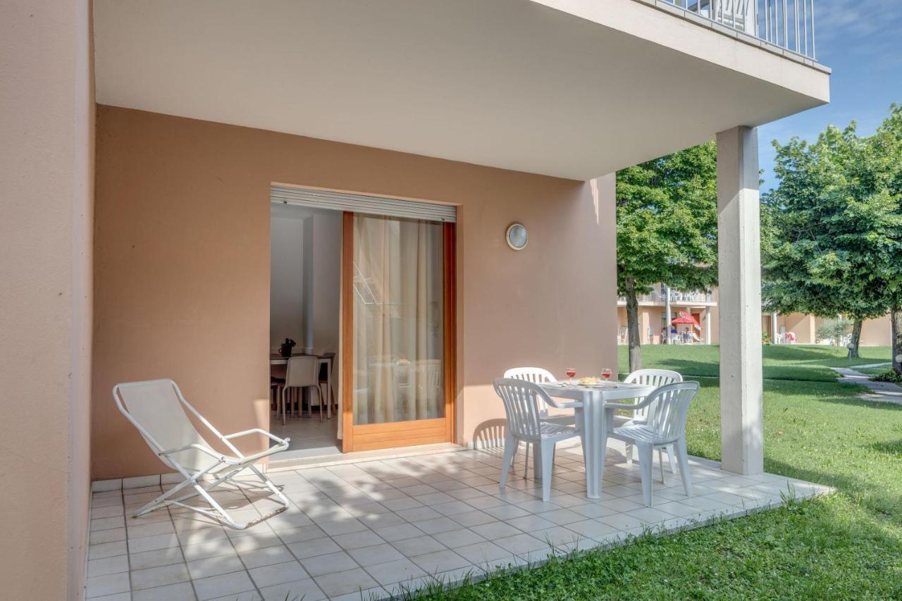 Residence Villaggio Tiglio Sirmione Esterno foto