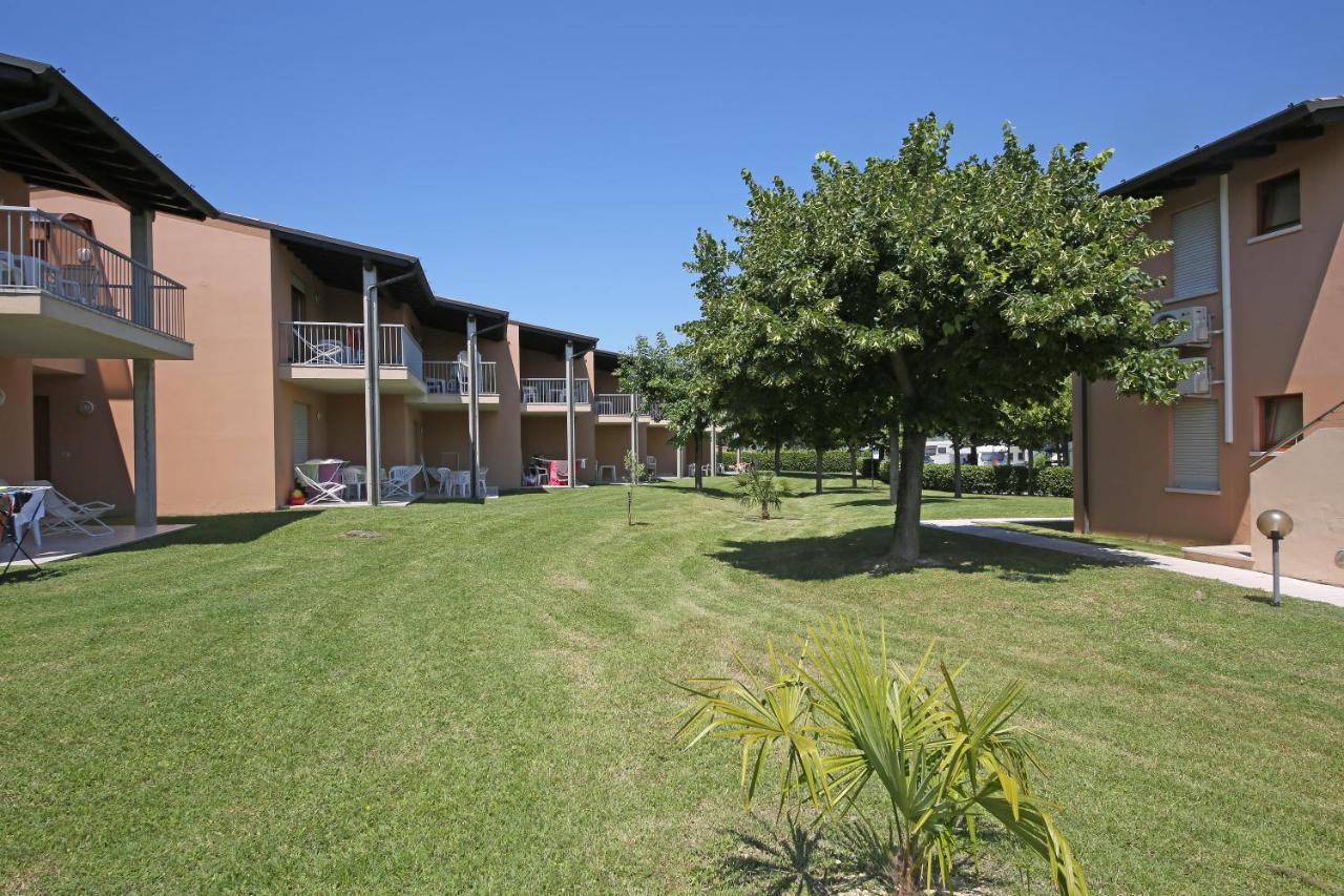 Residence Villaggio Tiglio Sirmione Esterno foto